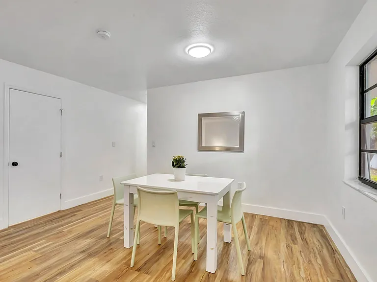 Eating area in common area.