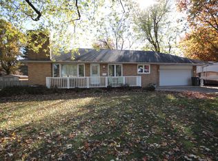 425 W Mound Rd, Decatur, IL 62526