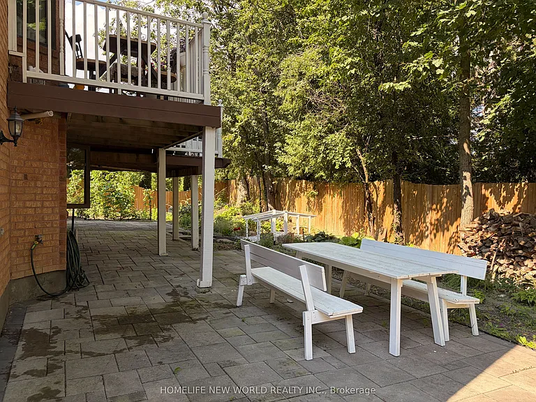 23 Lacey Ct — Photo 40
