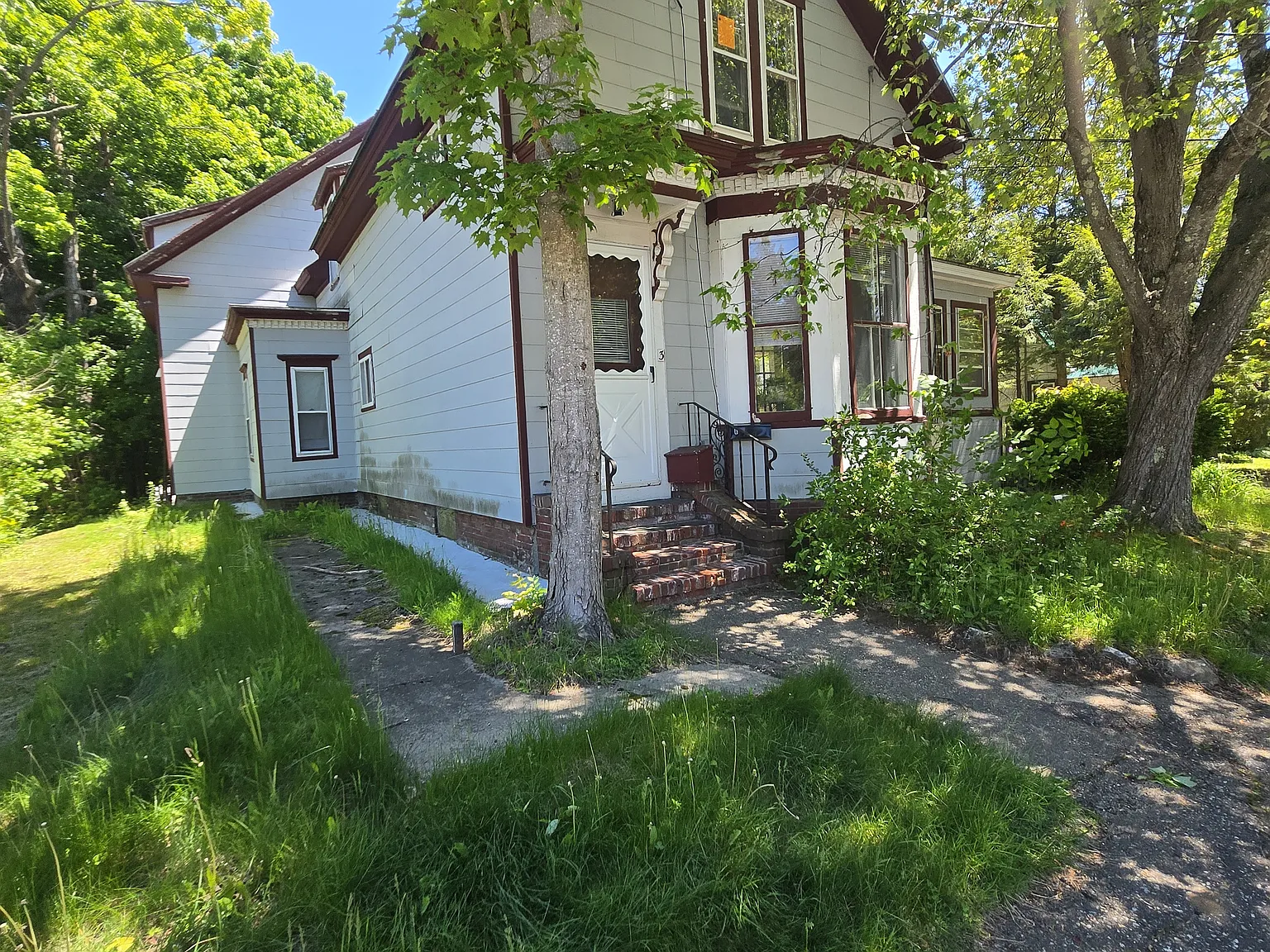 3 bed, 1200 sqft, $2,500 — Photo 3