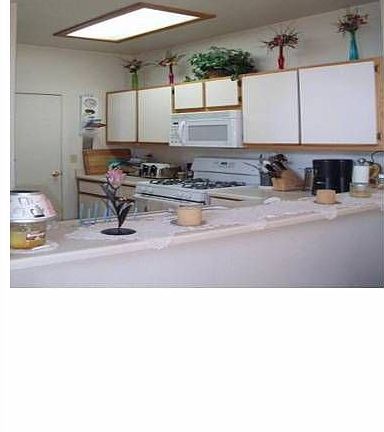 Open Kitchen with Bar