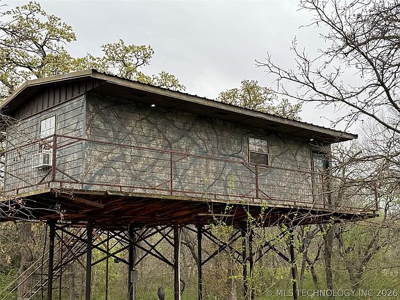 3rd image of 109 Maple Ln