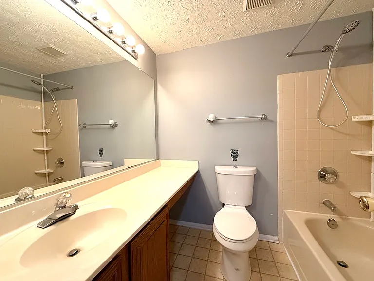 6412 Autumn Gold Ct — Photo 16