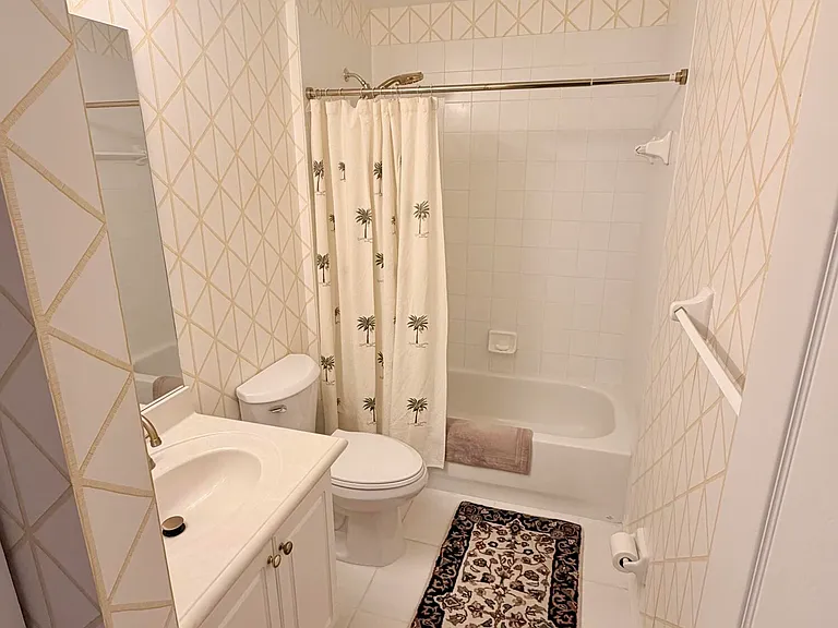 9391 Bridgeport Dr — Photo 19