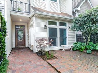 335 State St, New Orleans, LA 70118