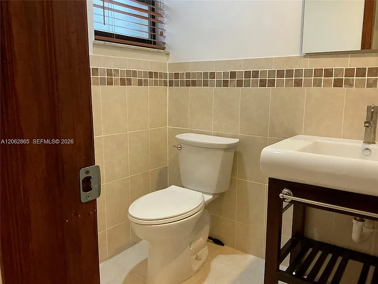 8559 SW 115th Pl — Photo 5