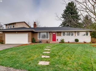 10823 SE Spruce View Ln, Happy Valley, OR 97086
