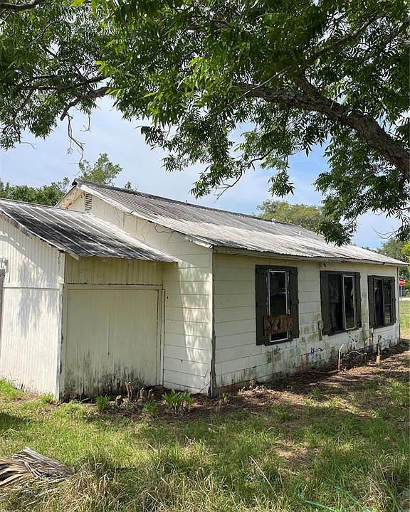 1st image of 1308 Depot Ln