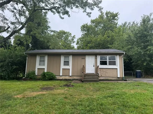 3737 E 96th St, Kansas City, MO 64137