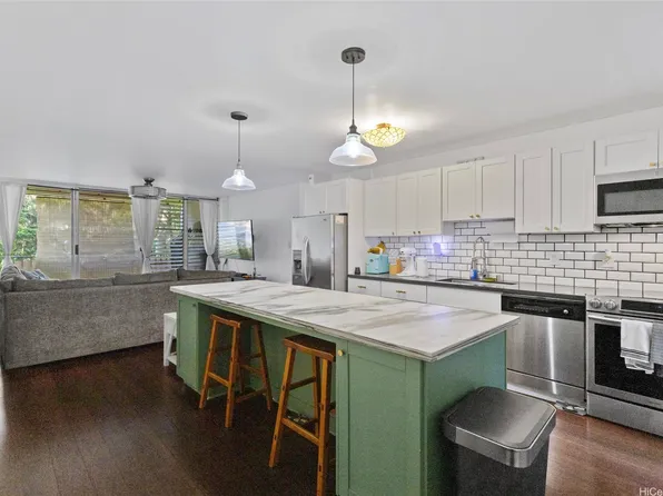 95-269 Waikalani Dr APT C202, Mililani, HI 96789