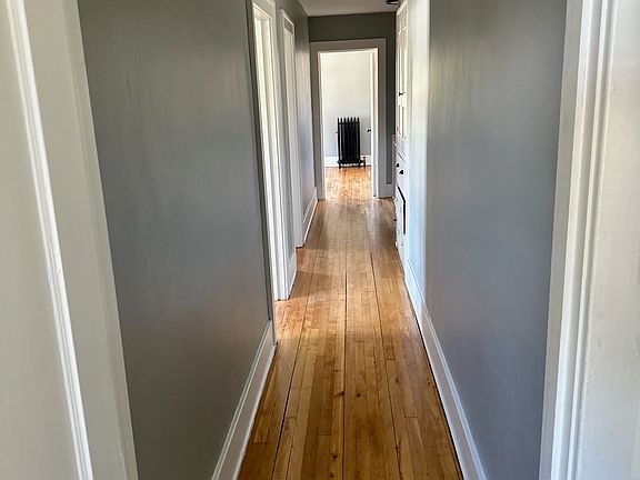 4th image of 1201 Prospect Ave SE