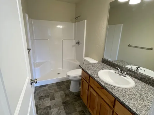 1000 SW Oliver Pl Suite 204, Grants Pass, OR 97526