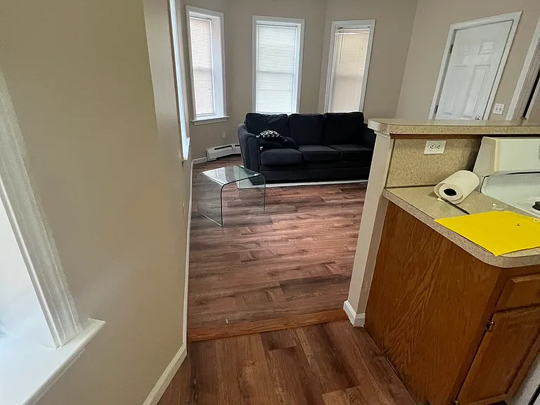 76 Silver St #1 — Photo 9