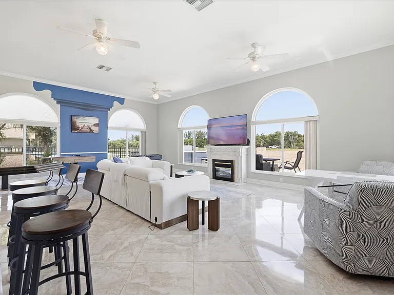 2371 Coral Point Dr — Photo 29