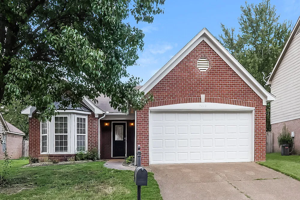 3 bed, 2.0 bath, 1633 sqft, $1,865 — Photo 1