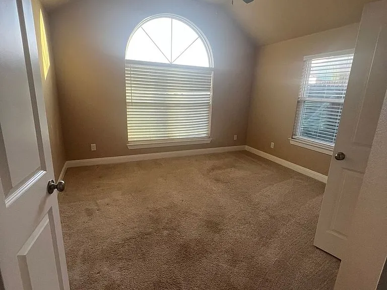 4617 Crosley Ln — Photo 12