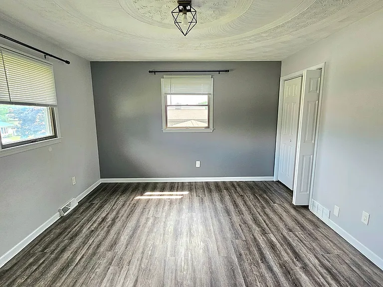 2380-2382 Haviland Ct — Photo 15