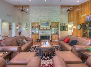 40 Winged Foot Dr, Conroe, TX 77304