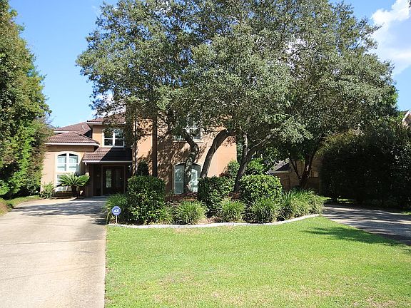3rd image of 71 Lakeshore Dr