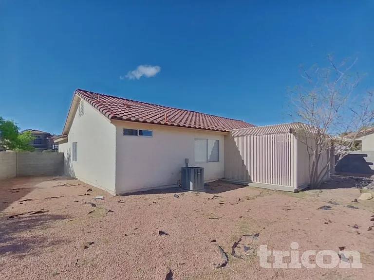 748 Triple Crown St — Photo 18