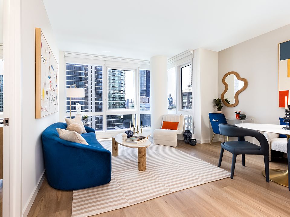 1st image of 2701 Jackson Ave #7C
