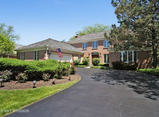 2407 Indian Ridge Dr, Glenview, IL 60026