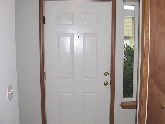 2nd image of 1430 NW Falls Creek Loop Unit 3