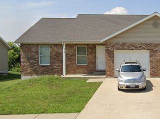 427 Station Xing, Waterloo, IL 62298