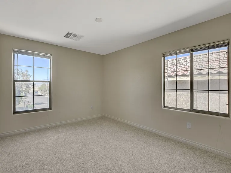 10649 Tuckermans Ave — Photo 40