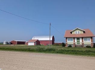 153 North St, Turner, MI 48765