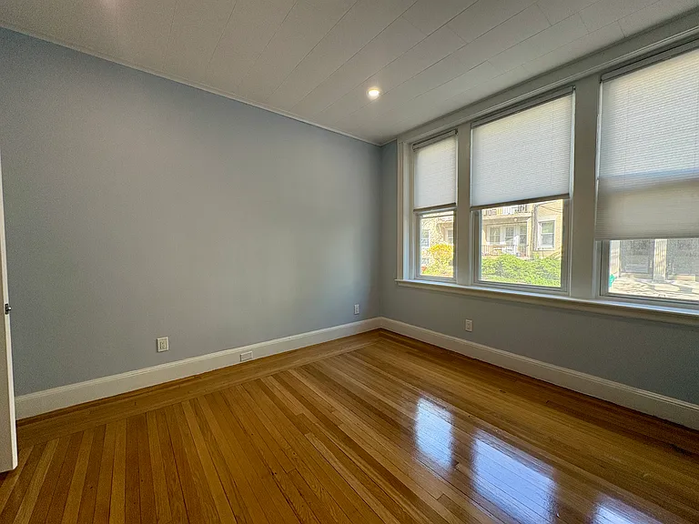 90 Fuller St #1 — Photo 16