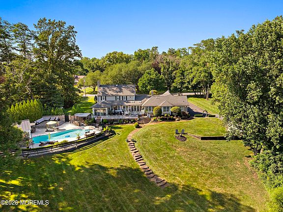 3rd image of 57 Beaver Dam Road