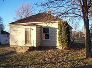614 W 2nd St, Janesville, MN 56048