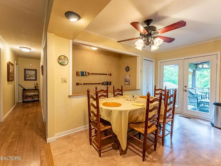 1806 Perimeter Dr — Photo 7