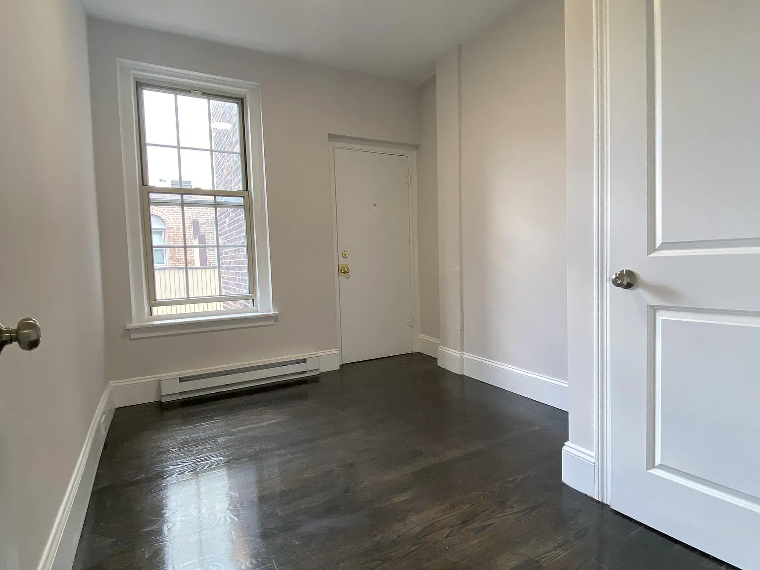 3 bed, 9999 sqft, $5,400 — Photo 4