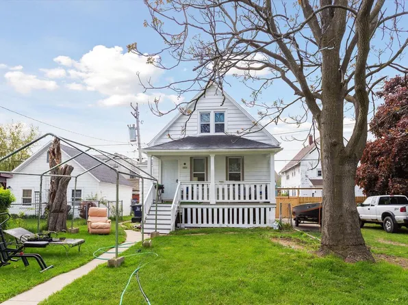 3873 Dr William Finlayson STREET, Milwaukee, WI 53212