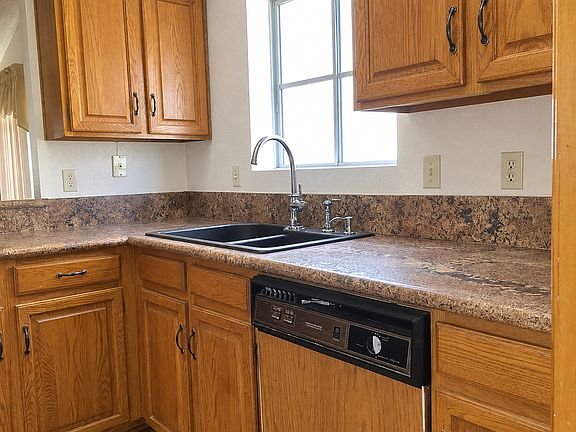 5th image of 3925 E Tonto St