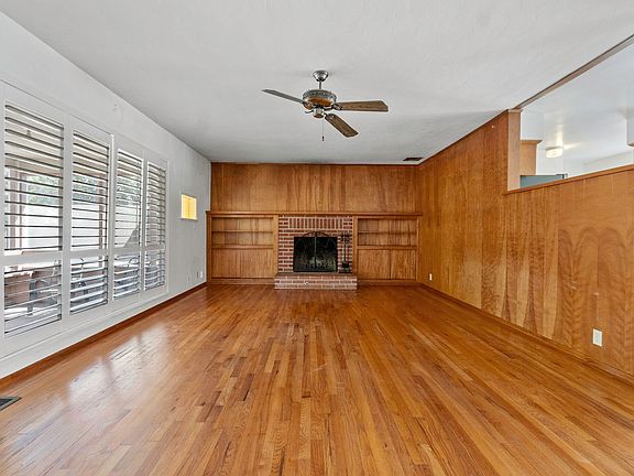 5th image of 2436 W Cambridge Avenue