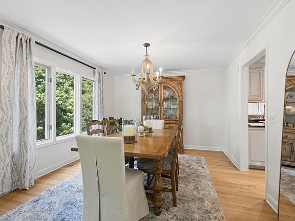 5th image of 5401 Challen Pl