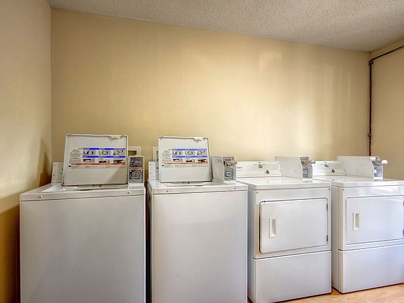 2nd image of 1902 Karen Ct #340f48a55