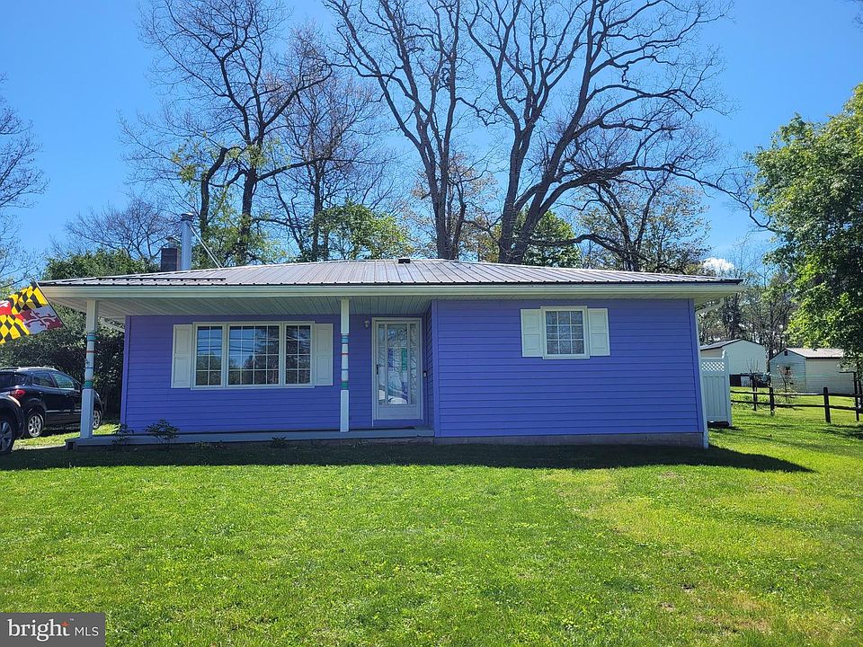 1st image of 512 Roanoke Ave