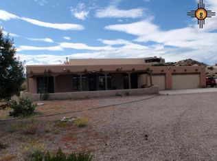 4 Hackney Cir, Elephant Butte, NM 87935