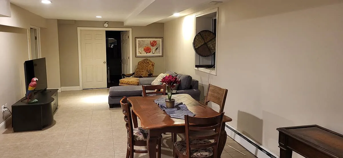 2 bed, $2,400 — Photo 4