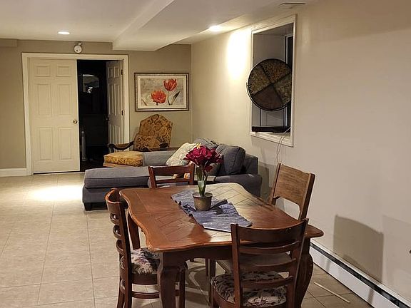 4th image of 15 Adamson St
