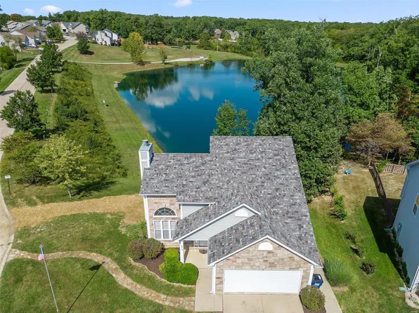 405 Pawnee Trl, Wright City, MO 63390