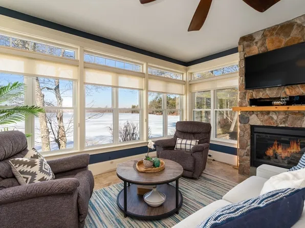 65 Barker St, Haverhill, MA 01835