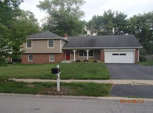 1121 Hillcrest Dr, Carmel, IN 46033