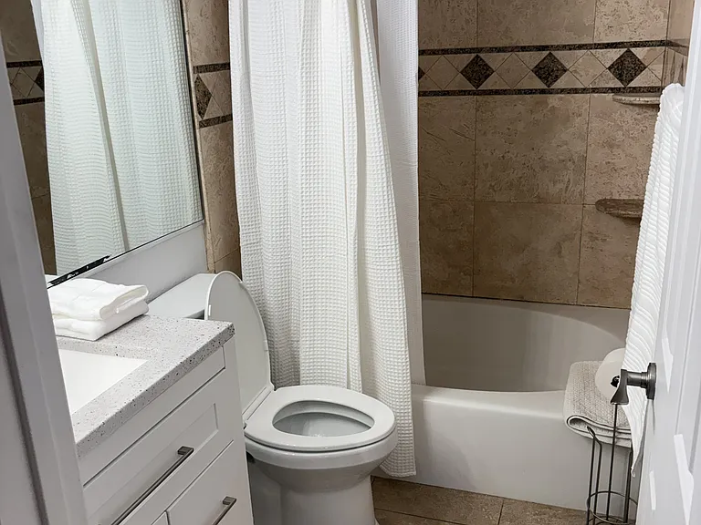 3235 E Camelback Rd #212 — Photo 17