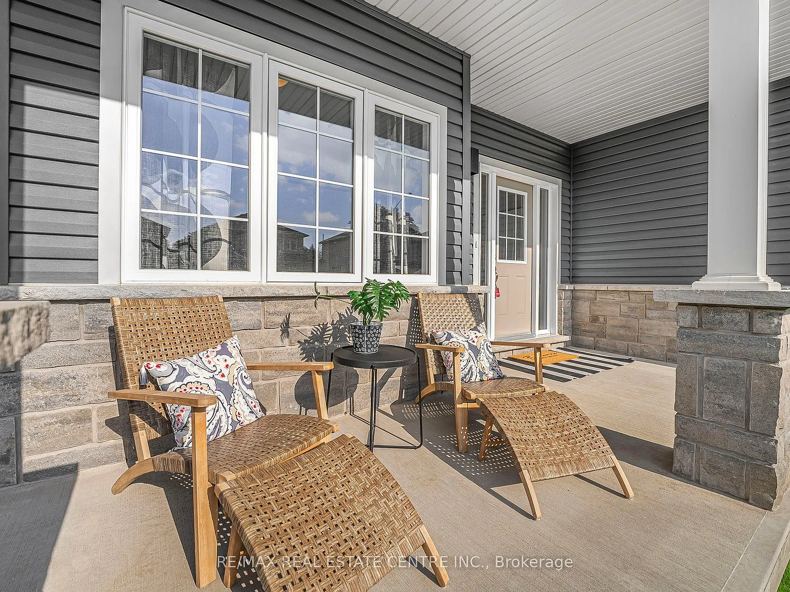 2 bed, $2,900 — Photo 3