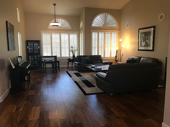 3rd image of 5921 W Robinson Way